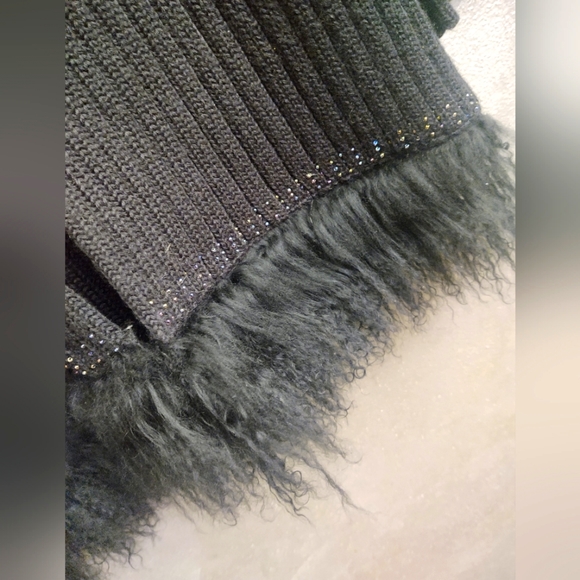 📚Black Beaded Wool Cardigan - Picture 7 of 7